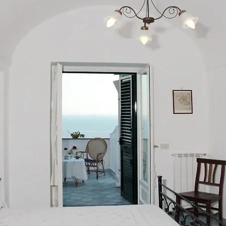 Apart Otel Al Poggio Antico 2*