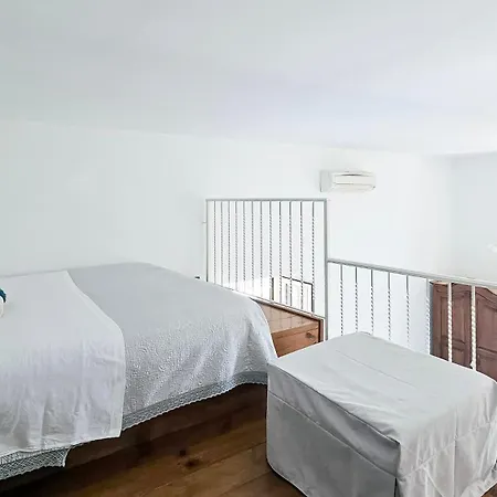 Al Poggio Antico Aparthotel 3*