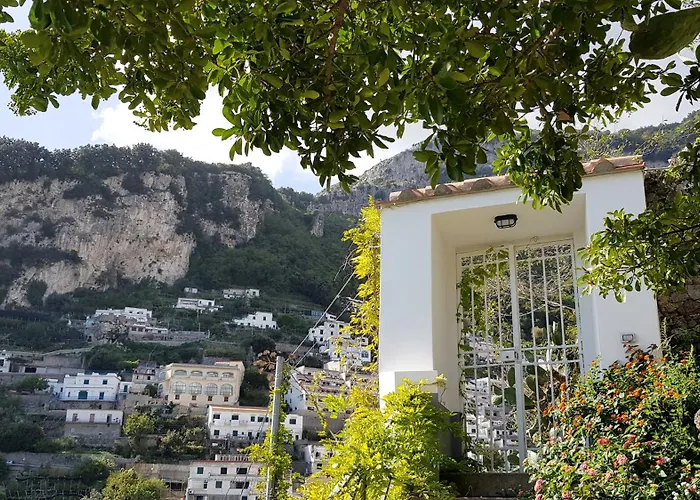 Al Poggio Antico Lägenhetshotell Amalfi